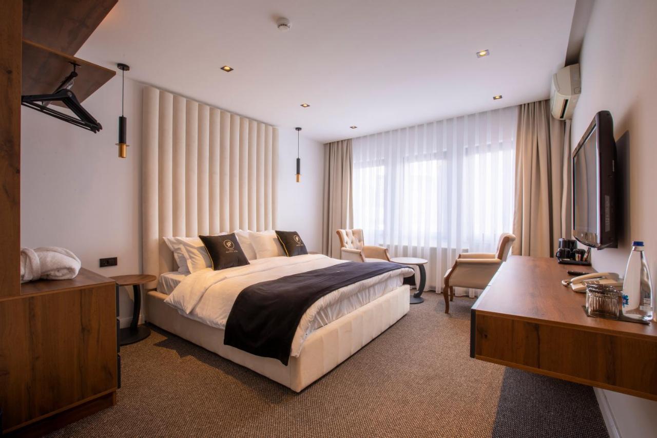 Plaza Boutique Hotel 普里什蒂纳 外观 照片