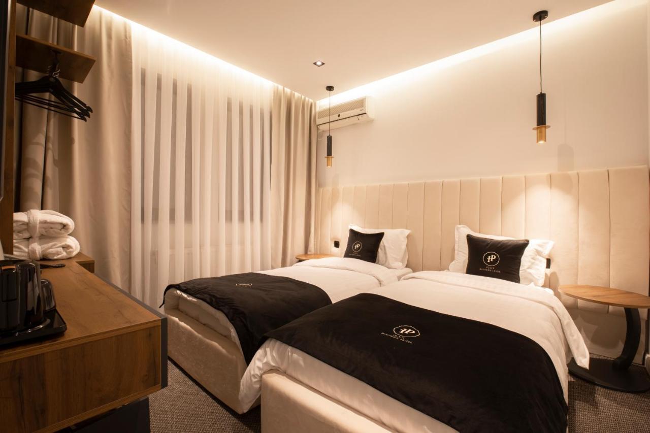 Plaza Boutique Hotel 普里什蒂纳 外观 照片
