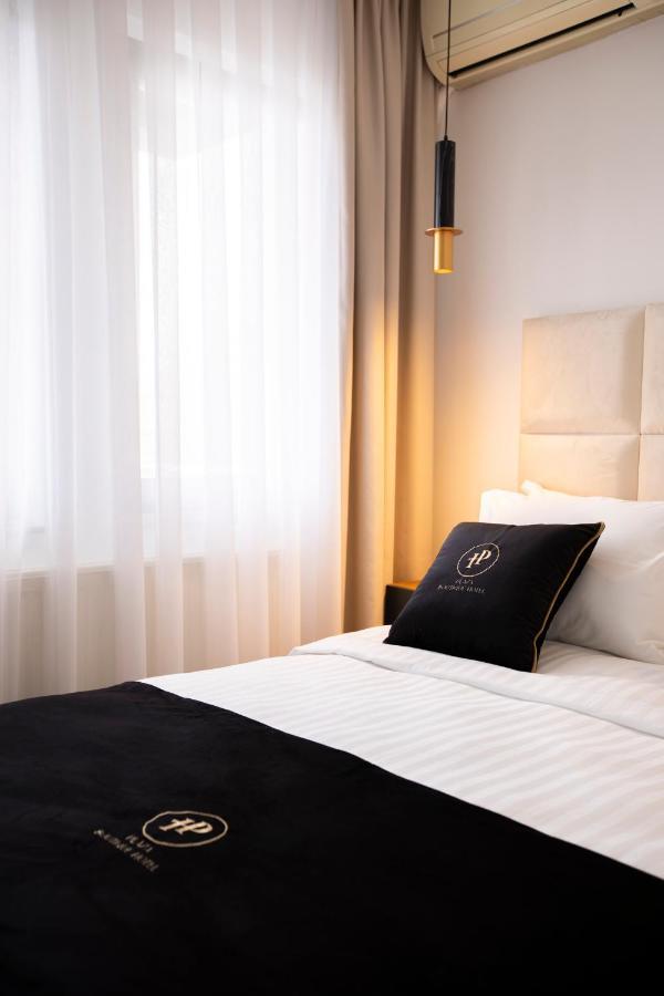 Plaza Boutique Hotel 普里什蒂纳 外观 照片