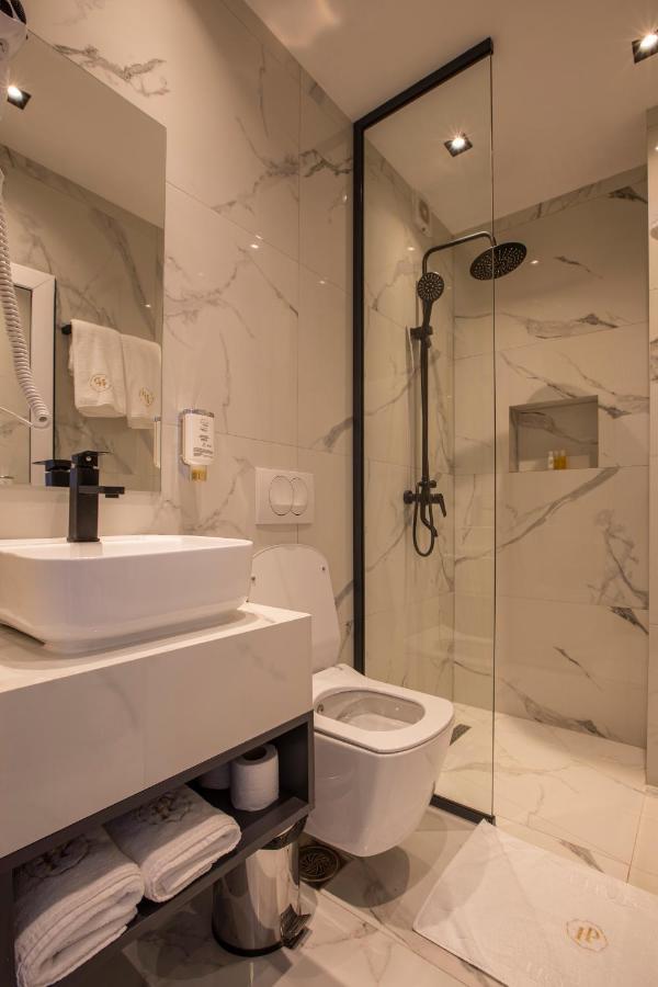 Plaza Boutique Hotel 普里什蒂纳 外观 照片